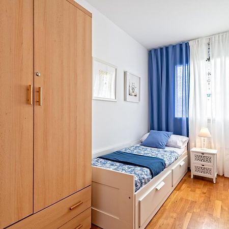 ריפולט Calido Apartamento Con Piscina En Barcelona מראה חיצוני תמונה